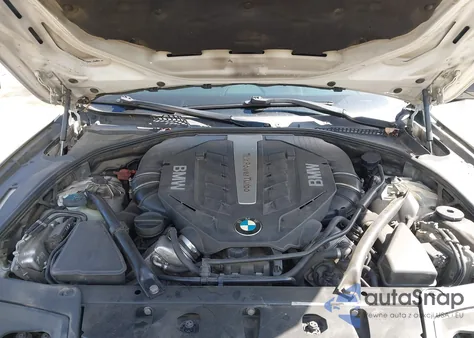 2014 BMW 550I xDrive z USA, uszkodzony, nr VIN WBAKP9C5XED692104